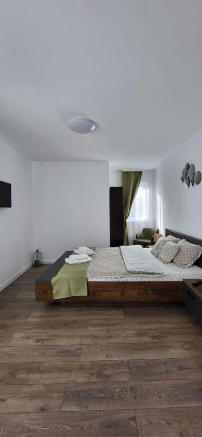 Huesca House Hotel Turda Room photo